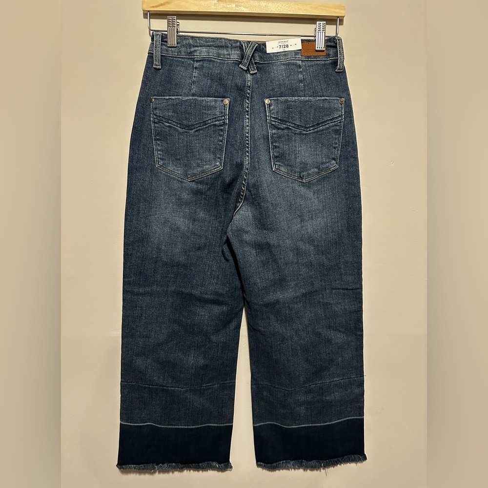 NWT Judy Blue High Waist Wide Leg Crop Jeans Dark Blue Size 7/28 - Picture 7 of 14